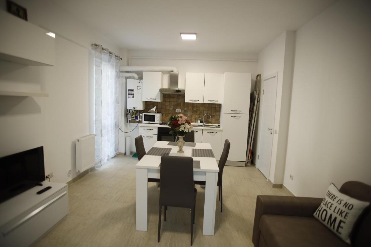 Lar Apartment Фокшаны Экстерьер фото