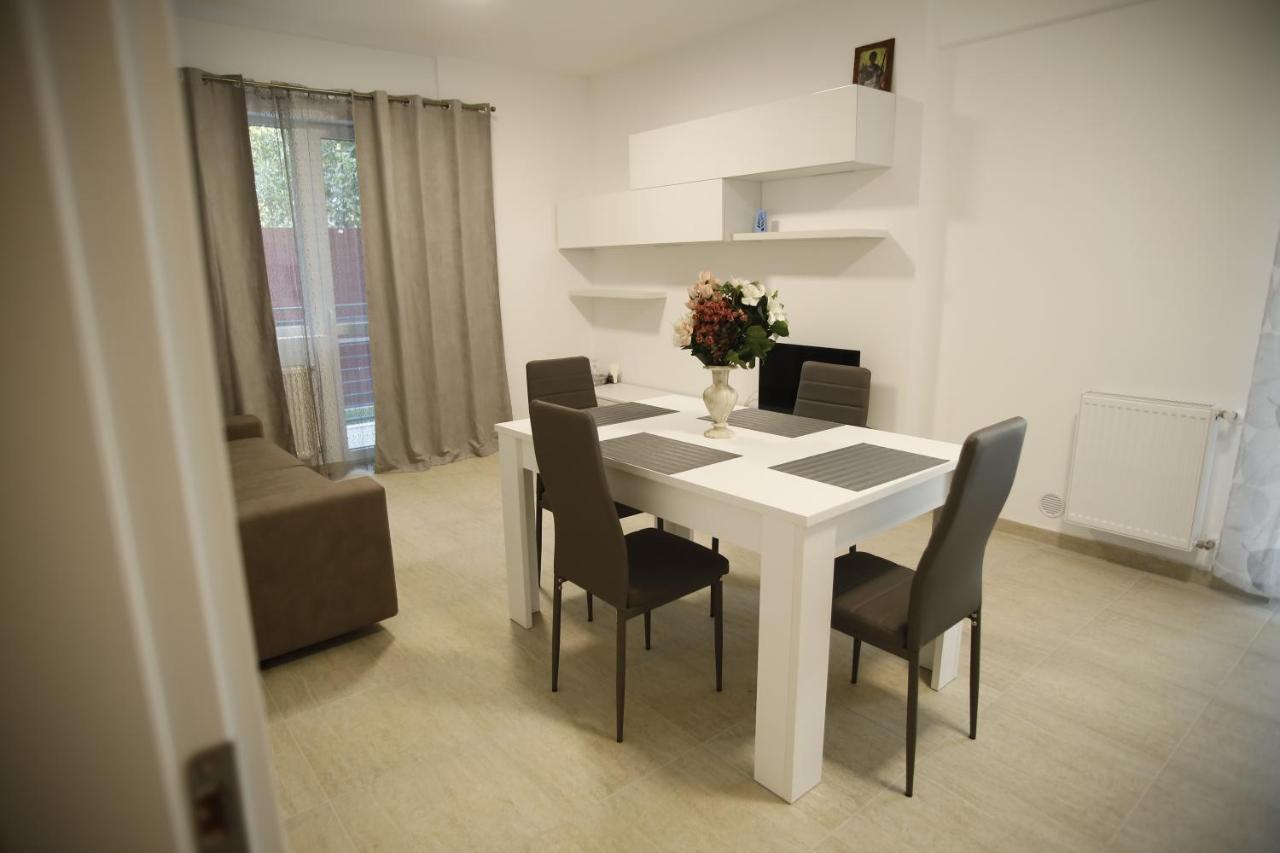Lar Apartment Фокшаны Экстерьер фото