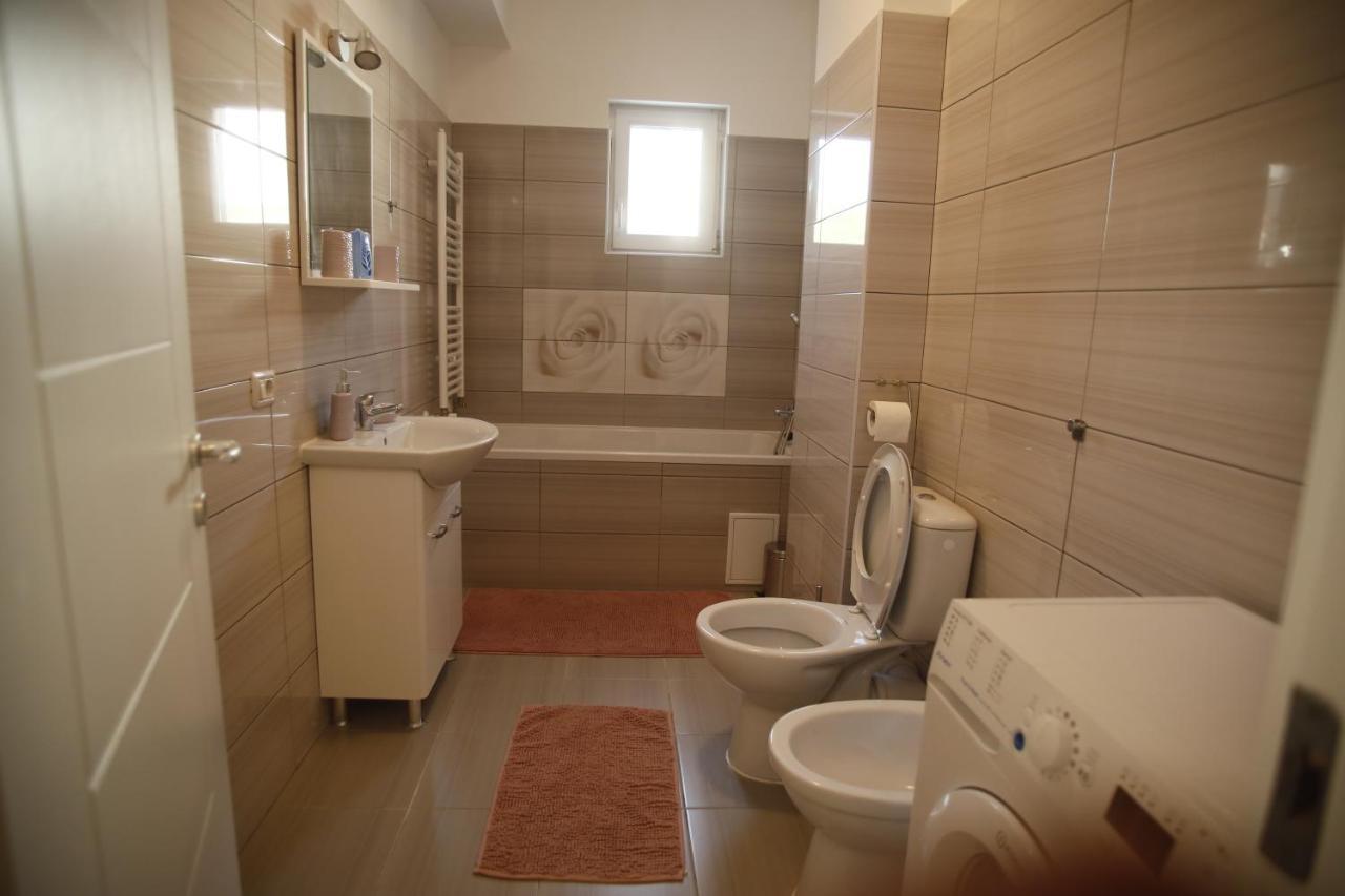 Lar Apartment Фокшаны Экстерьер фото